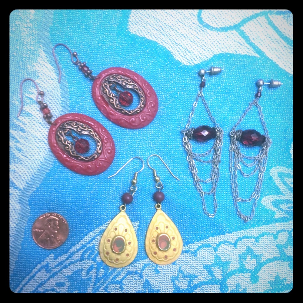 Bundle of 3 pairs of red costume earrings J105